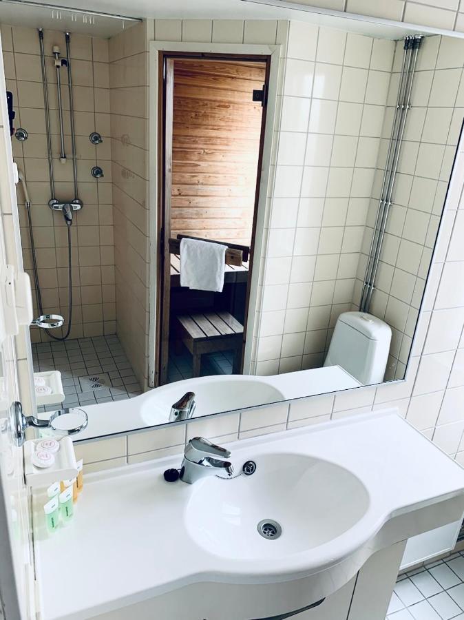 Hotelli Uninen コトカ エクステリア 写真
